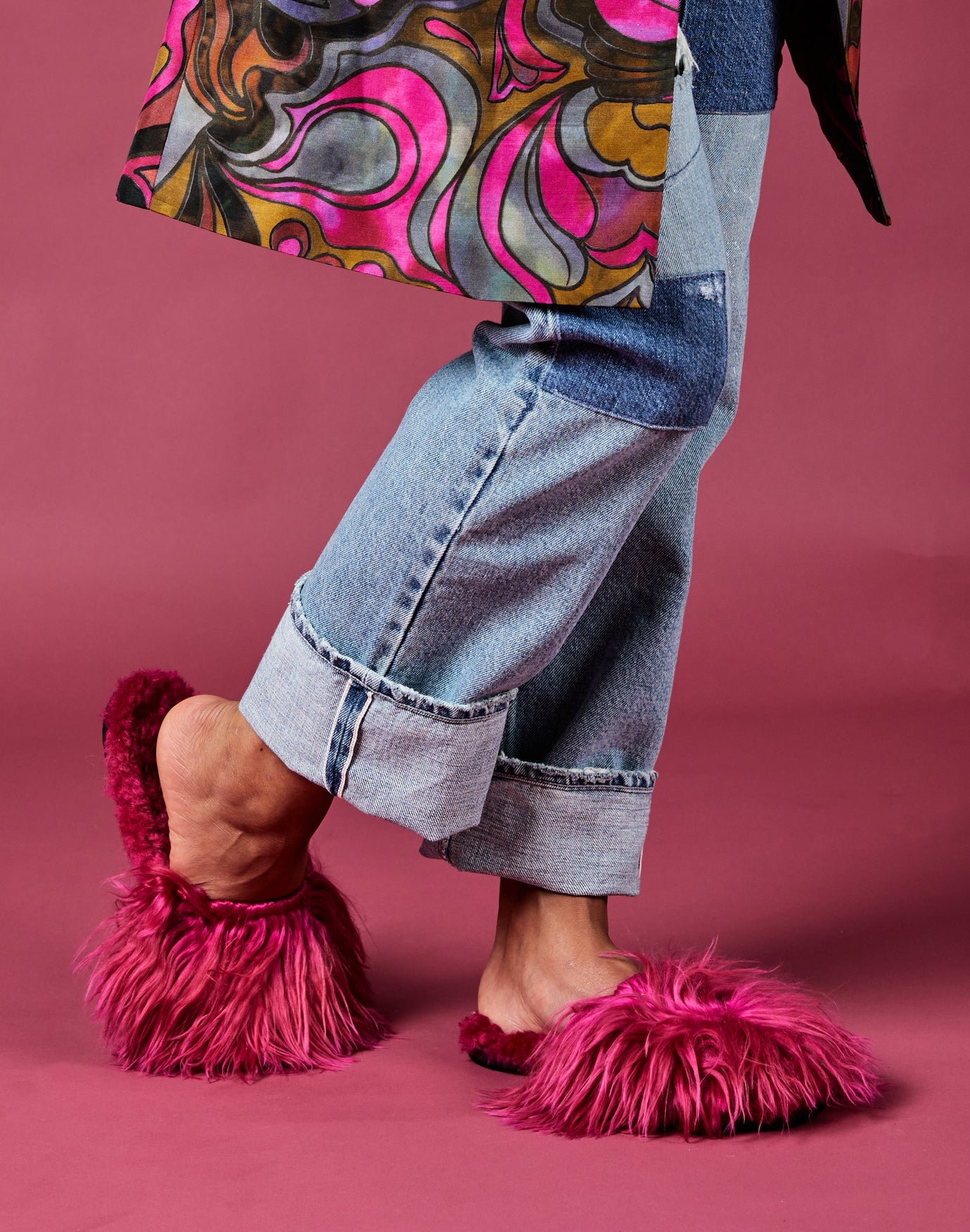 Suri Alpaca Slipper Fuchsia